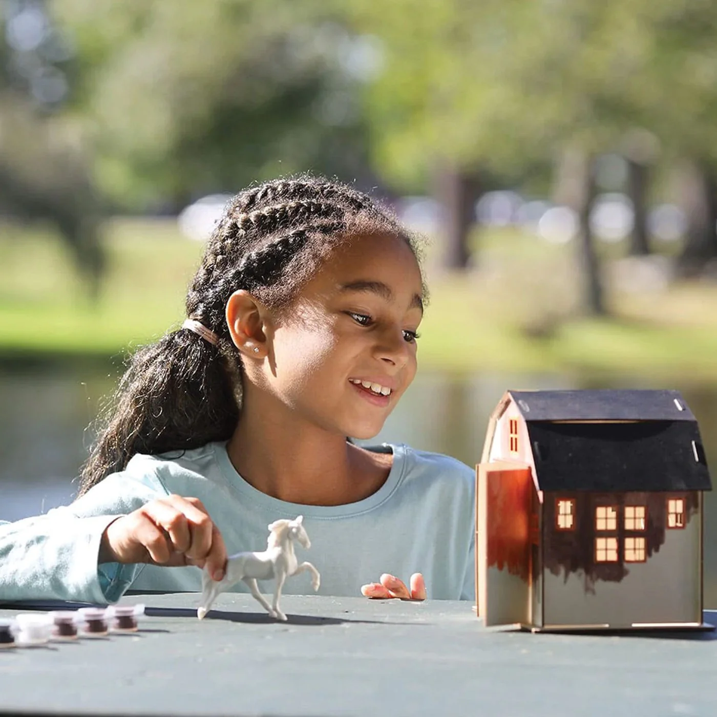 Breyer Craft Horse & Barn Paint & Play - Image 4