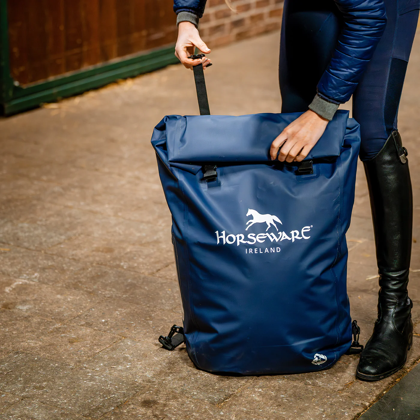 Horseware Signature Kit Bag - Image 10