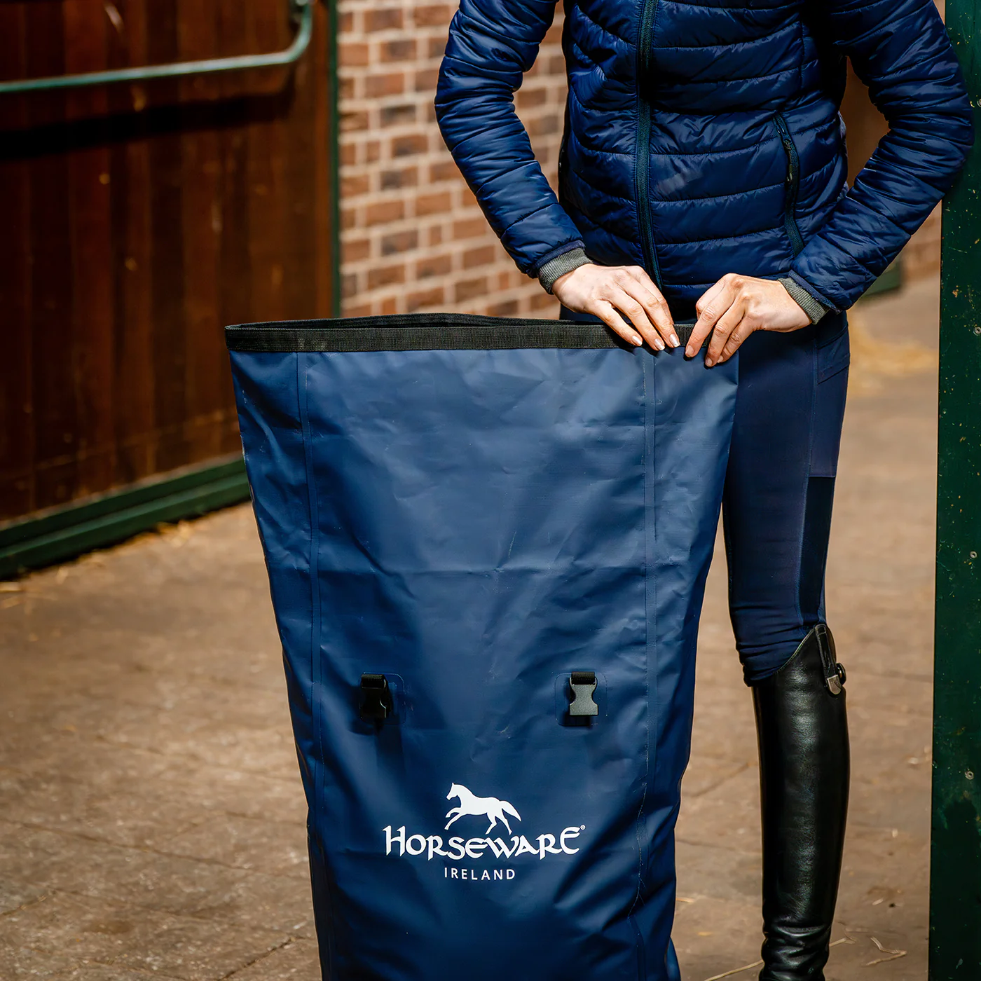 Horseware Signature Kit Bag - Image 9