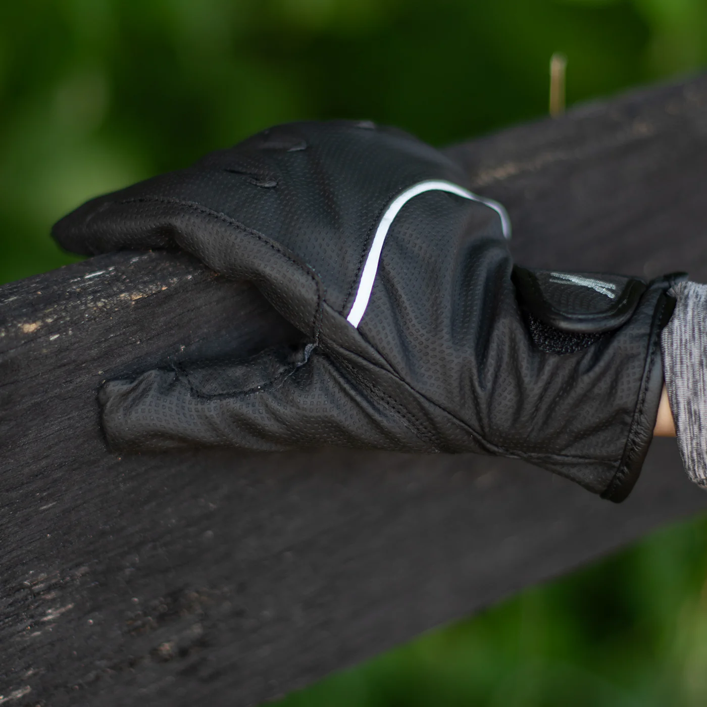 Konekt Glacial Grip Gloves - Kids' - Image 3