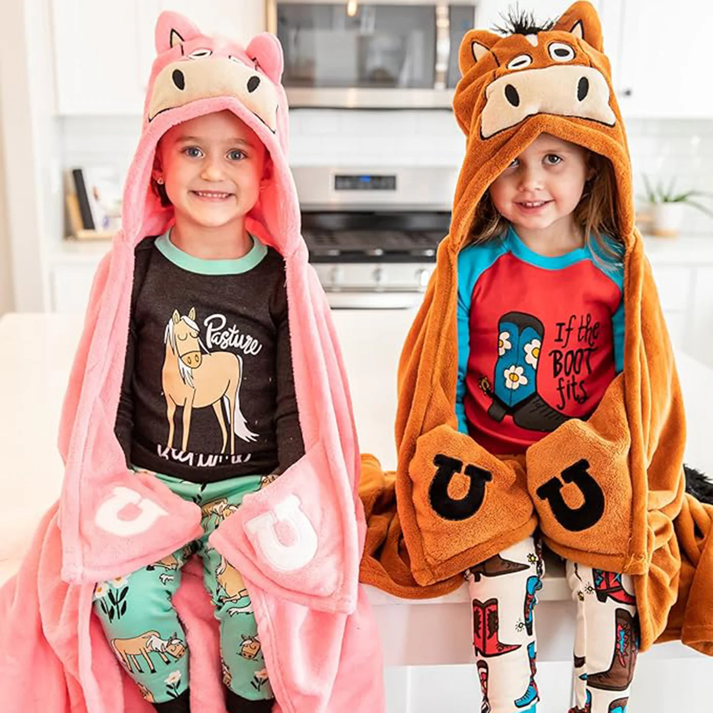 Lazy One Horse Critter Blanket - Kids' - Image 4