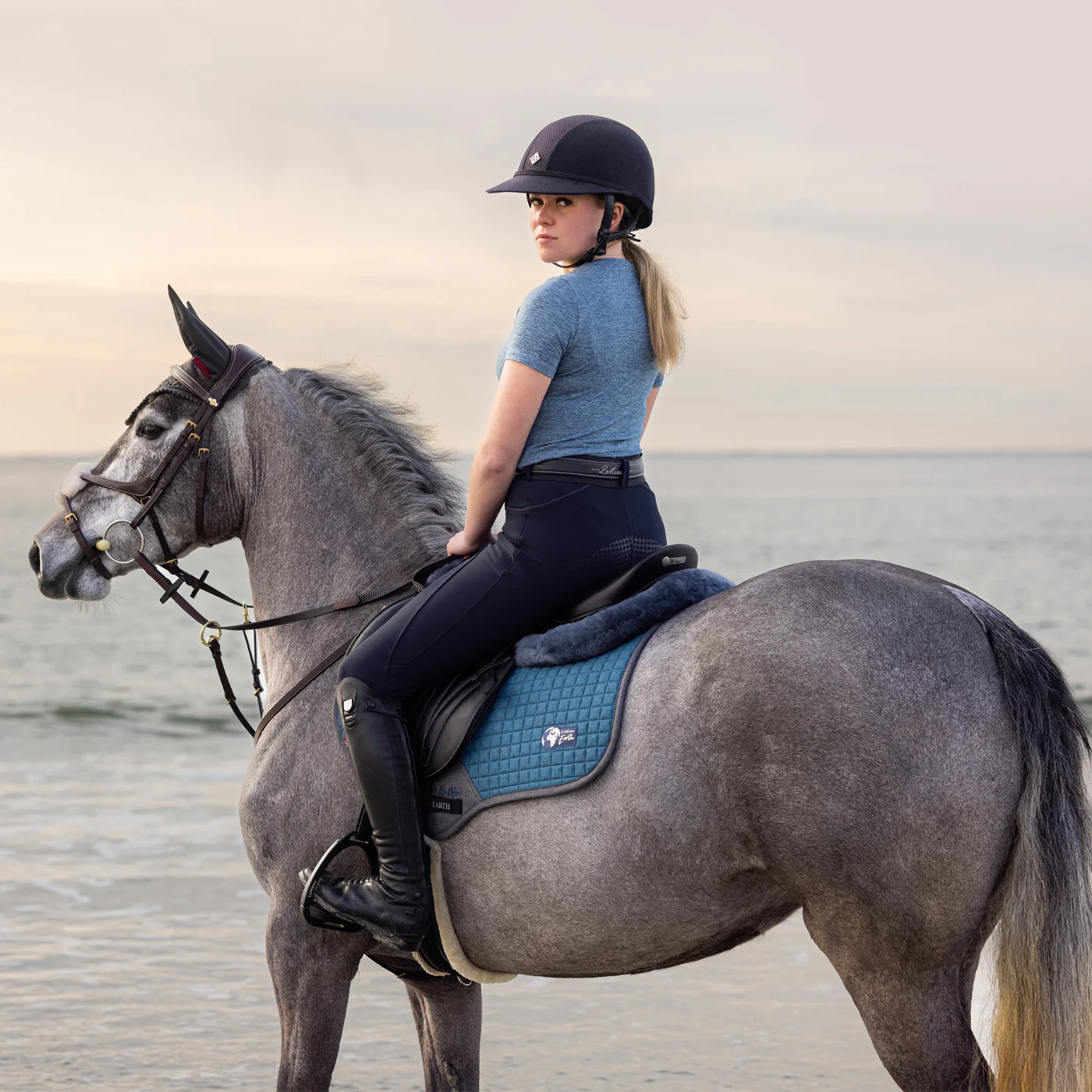 LeMieux Earth Close Contact Saddle Pad - Image 2