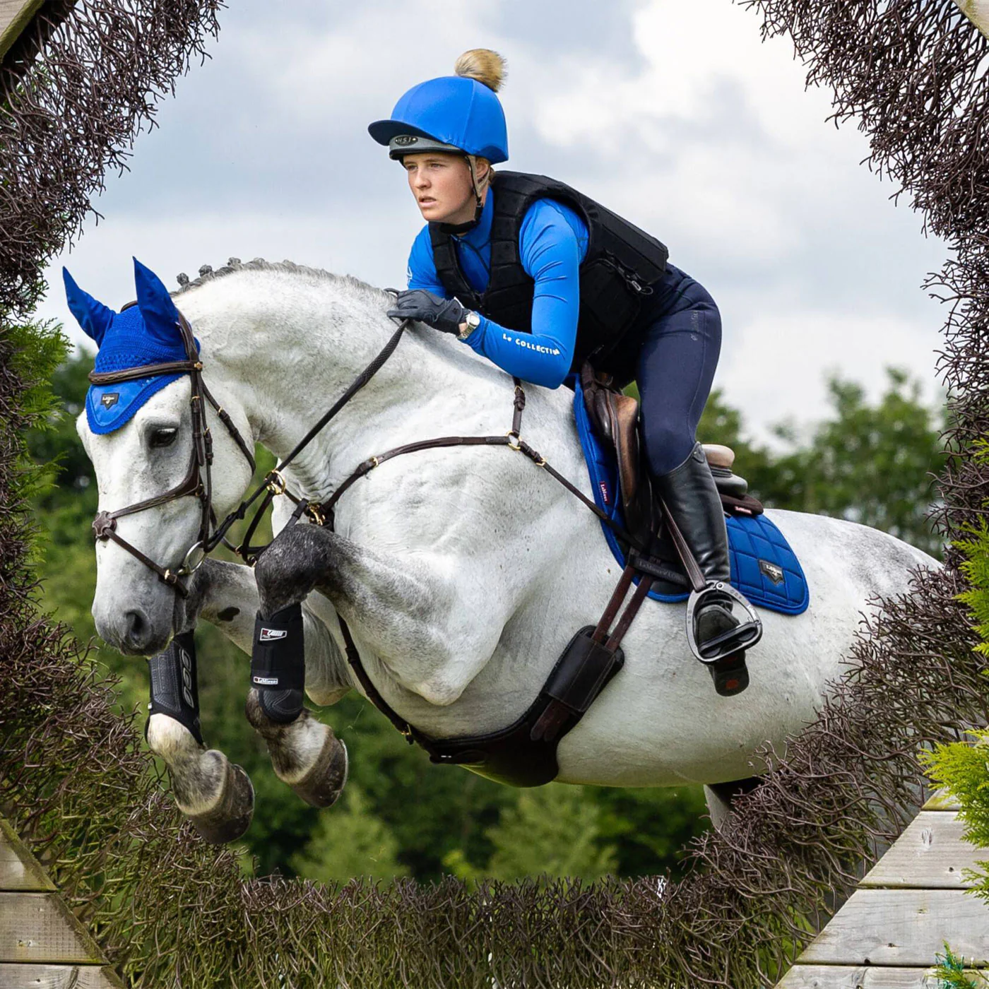 LeMieux Loire Classic Close Contact Saddle Pad - Image 2