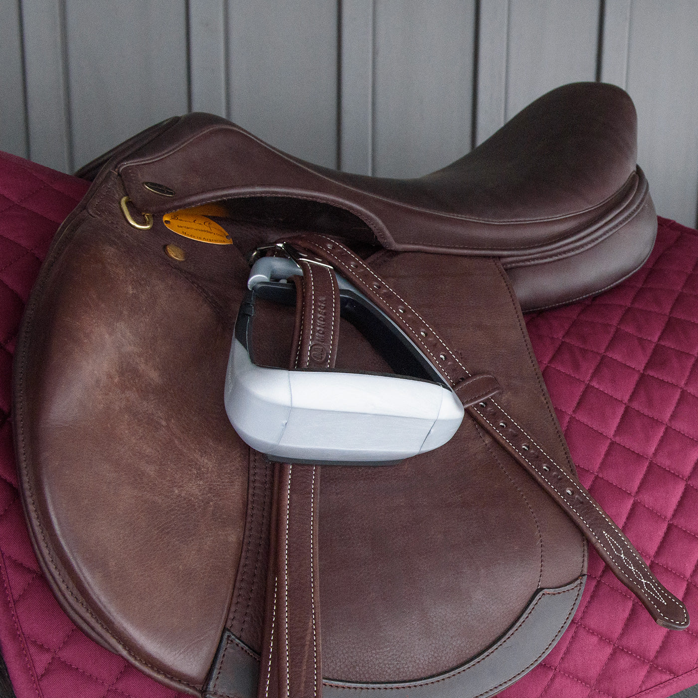 Mondega Fancy Stitch Stirrup Leathers - Image 2