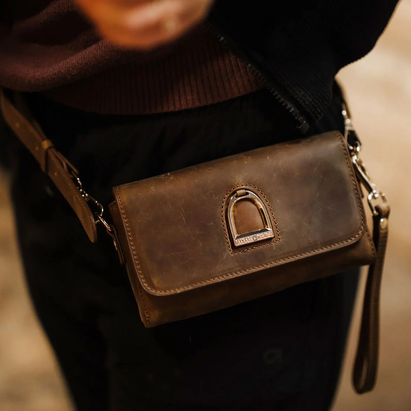 Oakbark & Chrome The Rider Belt Bag - Image 6