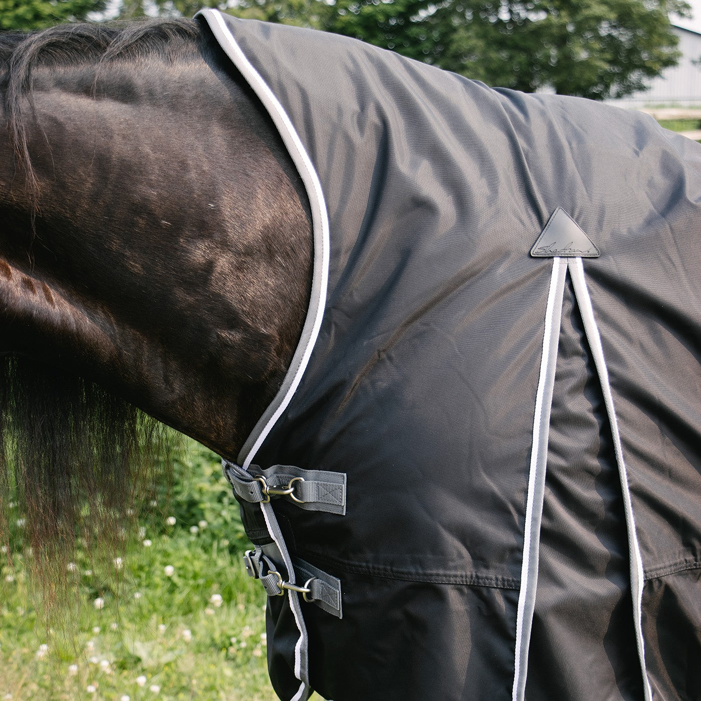 Shedrow Insulated Comfort Neck Rainsheet - Image 3