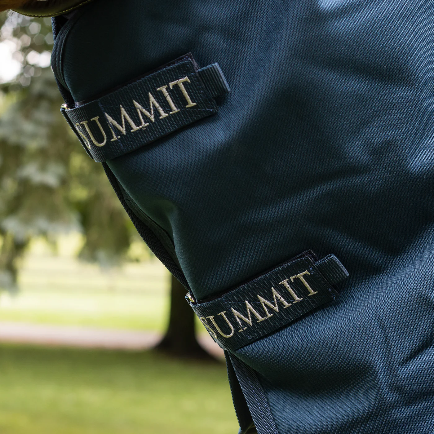 Summit Nova Turnout Blanket 100 g W/ Hood - Image 8