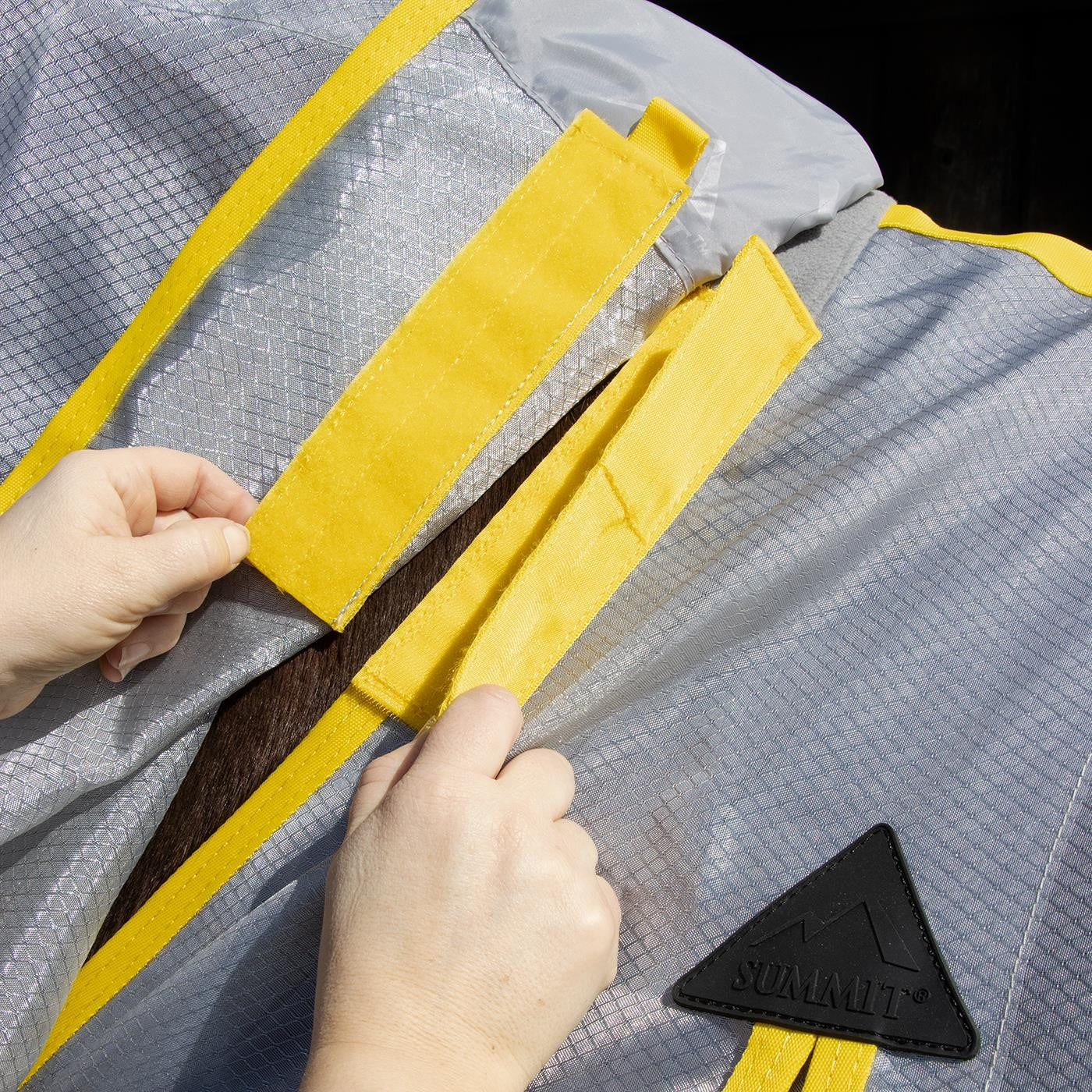 Summit Sirocco Fly Sheet W/ Detachable Hood - Image 14
