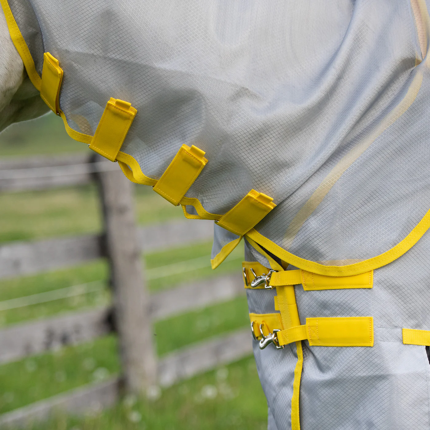 Summit Sirocco Fly Sheet W/ Detachable Hood - Image 4