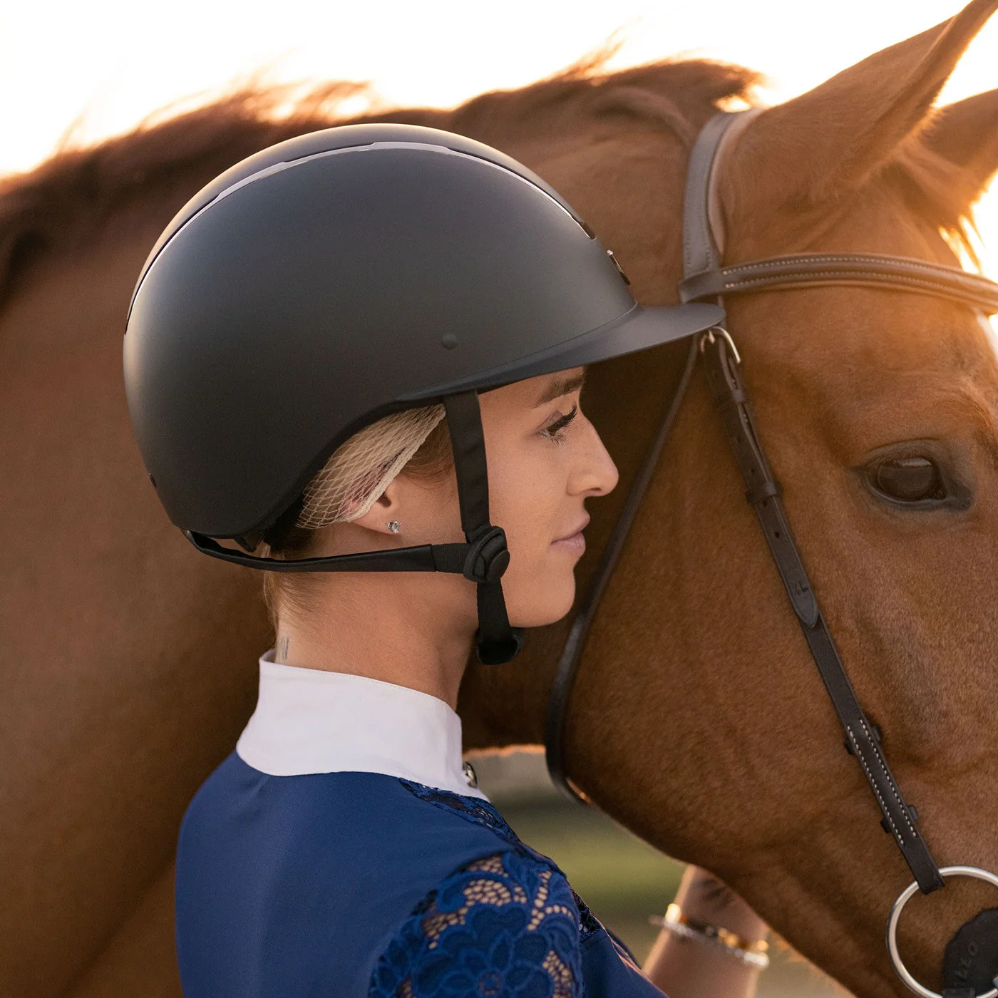 Tipperary Windsor Wide Brim MIPS Helmet - Black Chrome Trim - Image 12
