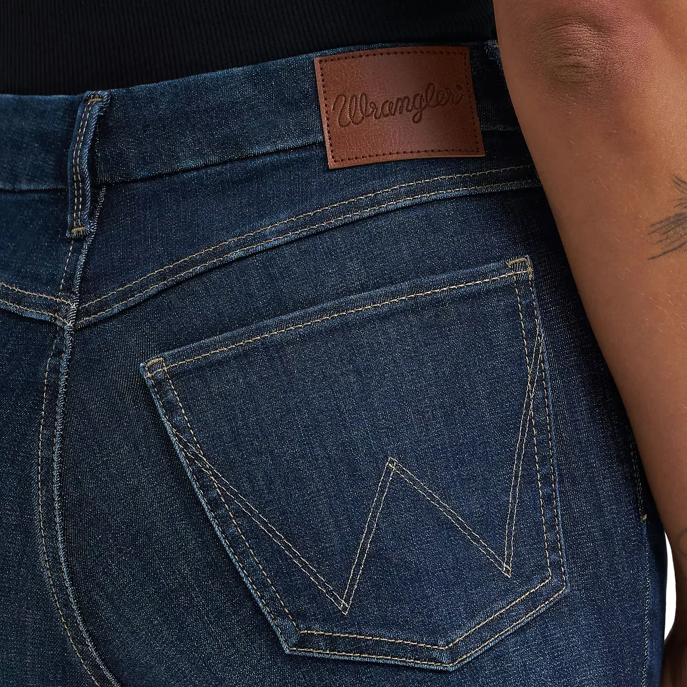 Wrangler Bespoke High Rise Flare Jean - Image 4
